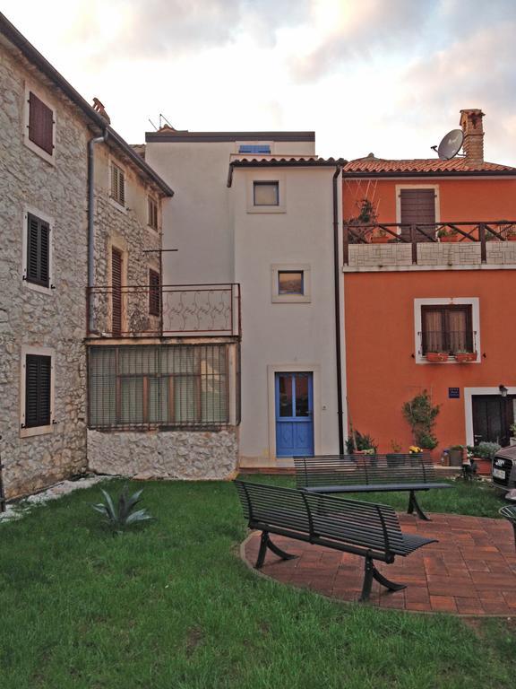 Stone House Apartments Brtonigla Exterior photo