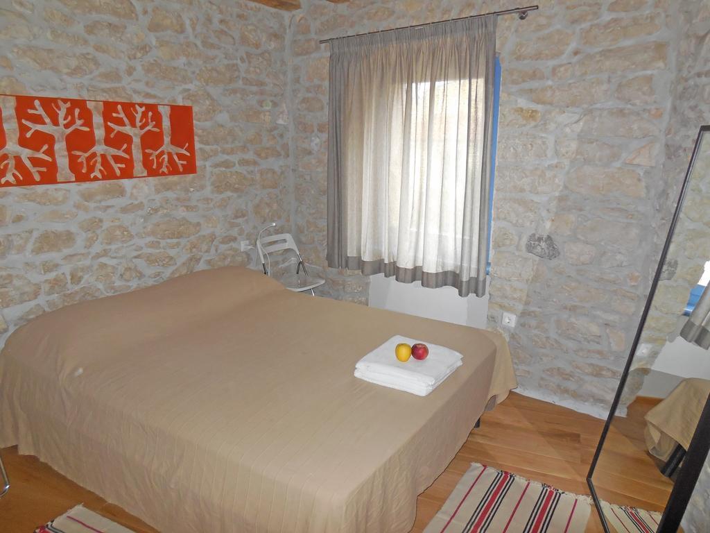 Stone House Apartments Brtonigla Exterior photo